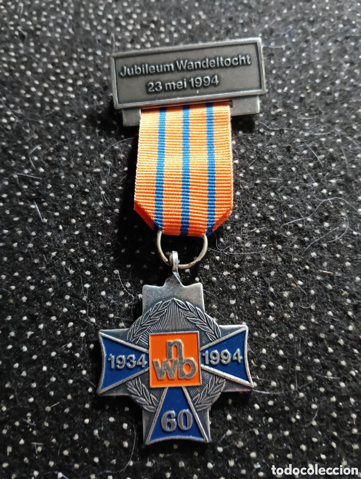 Coleccionismo deportivo: Medalla conmemorativa holandesa de senderismo, concretamente emitida por la NWB (Nederlandse Wandels