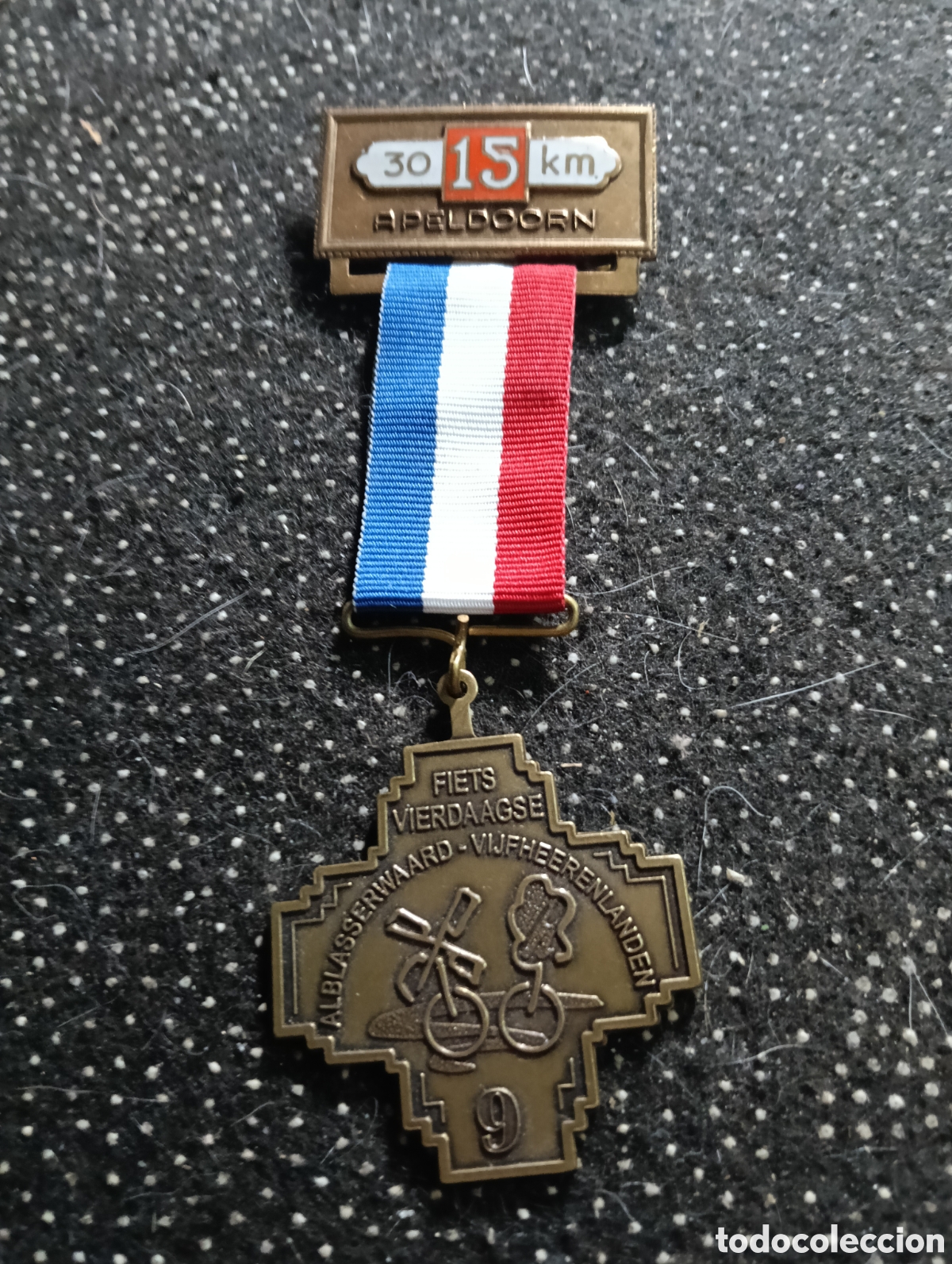 Collectionnisme sportif: Medalla de la Fietsvierdaagse (caminata/ciclismo de cuatro d&iacute;as) de Alblasserwaard-Vijfheerenlanden