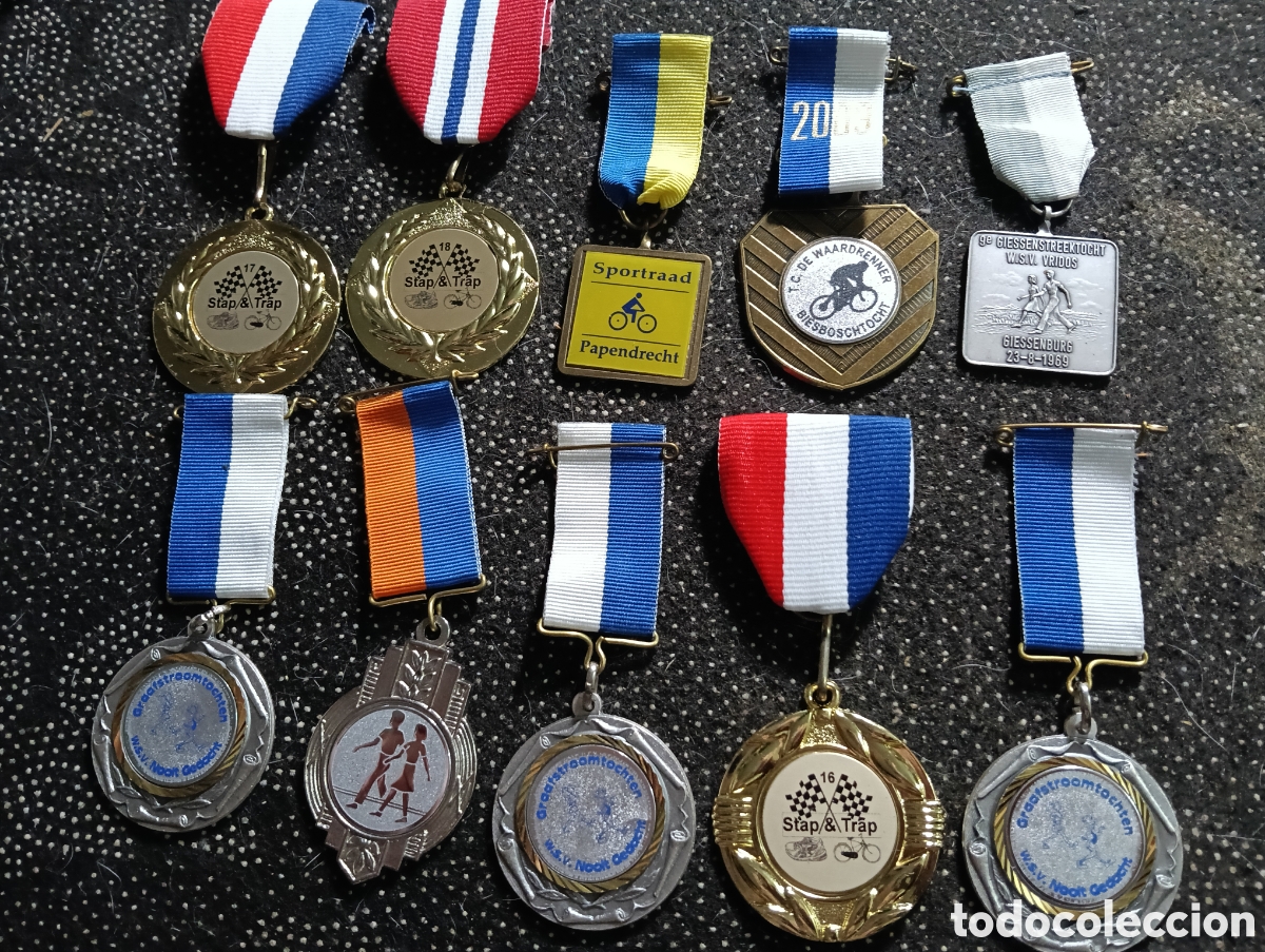 Coleccionismo deportivo: Lote Medallas deportiva holandesa de la Asociaci&oacute;n Holandesa de Senderismo (NWB), conocida como Avon
