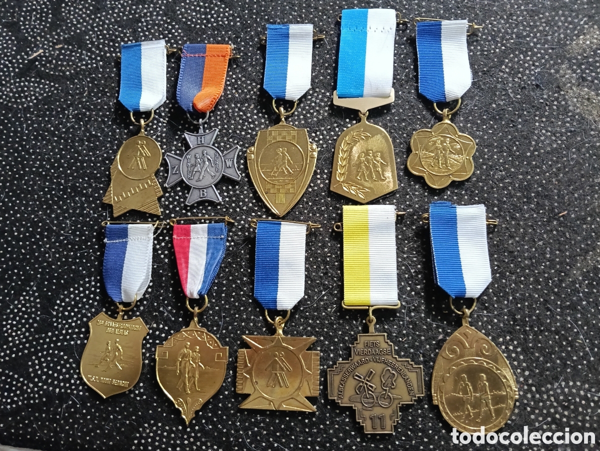 Coleccionismo deportivo: Lote Medallas deportiva holandesa de la Asociaci&oacute;n Holandesa de Senderismo (NWB), conocida como Avon