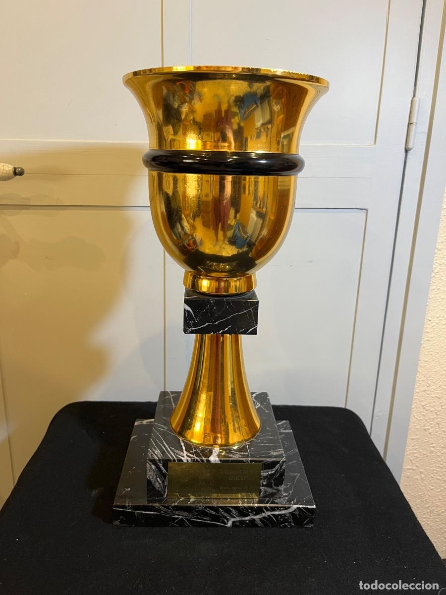 Sports collectibles: Gran trofeo golf UNICEF Reus 1991 copa vintage m&aacute;rmol IMAC decoraci&oacute;n retro 48 cm