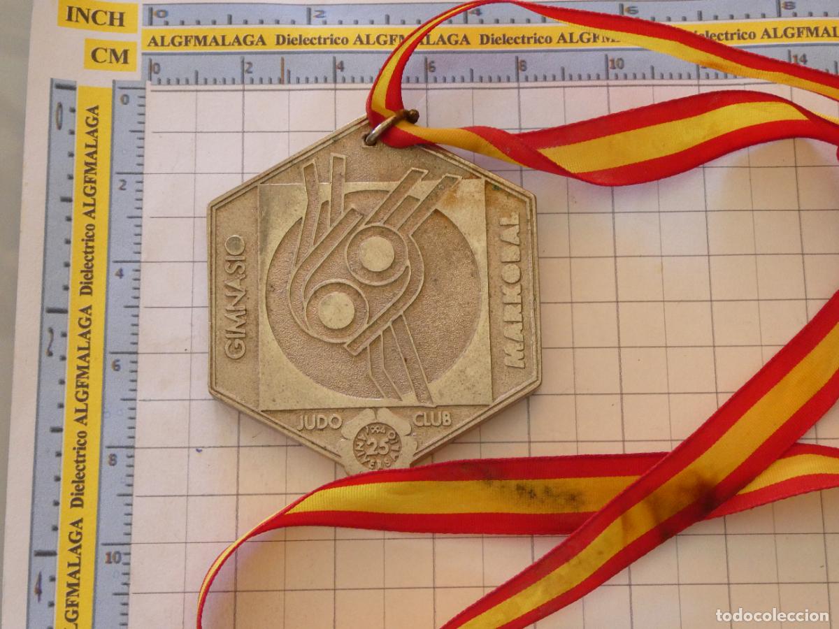Coleccionismo deportivo: MEDALLA MEDALL&Oacute;N DE ARTES MARCIALES. JUDO CLUB MARKOBAL 1969 - 1994. C&Oacute;RDOBA. 150GR