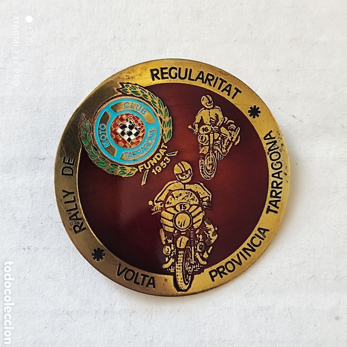 Coleccionismo deportivo: Chapa, insignia moto club Tarragona