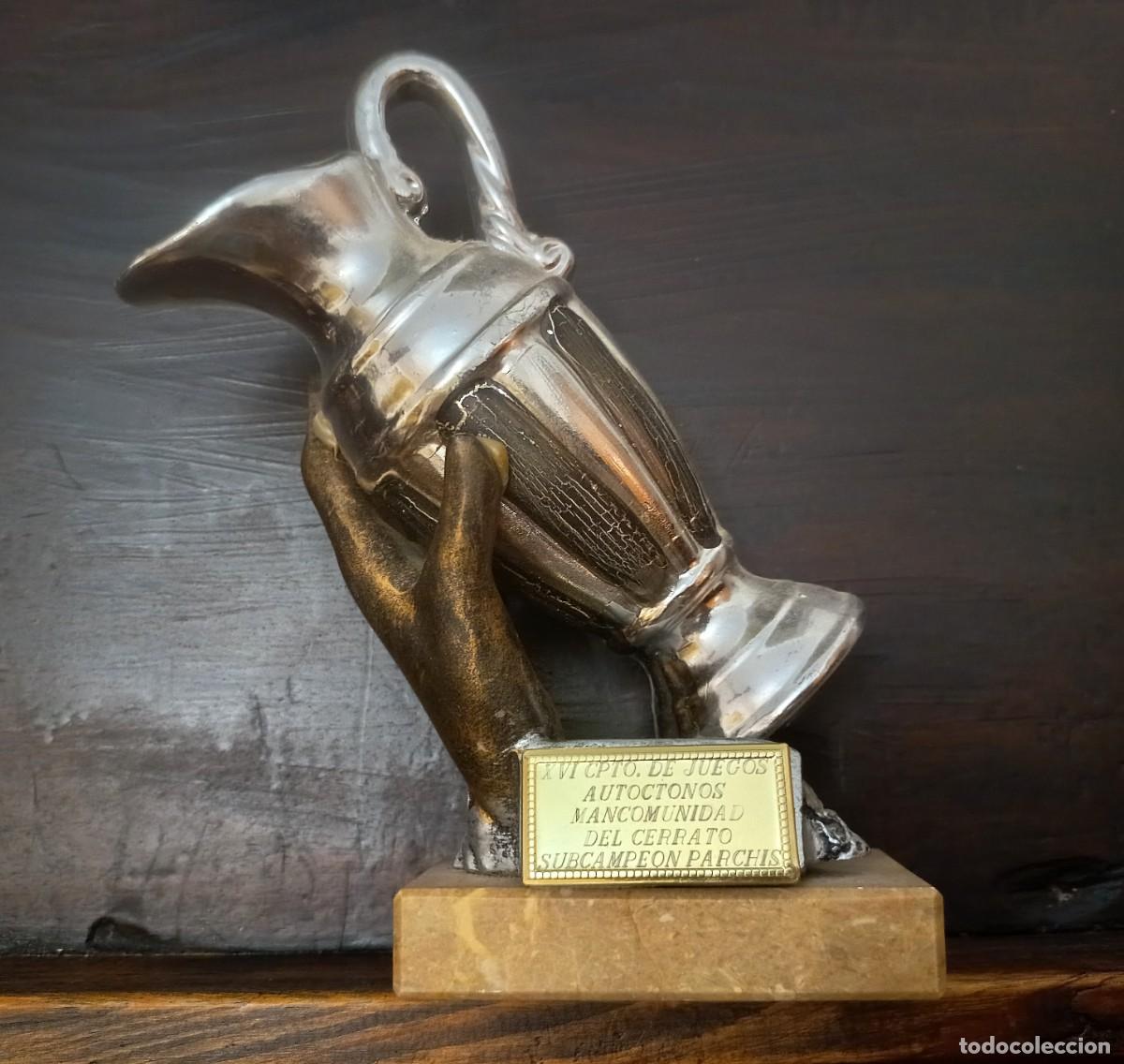 Coleccionismo deportivo: CURIOSO TROFEO &rdquo;XVI CPTO. DE JUEGOS AUTOCTONOS MANCOMUNIDAD DEL CERRATO&rdquo; &rdquo;SUBCAMPEON PARCHIS&rdquo;