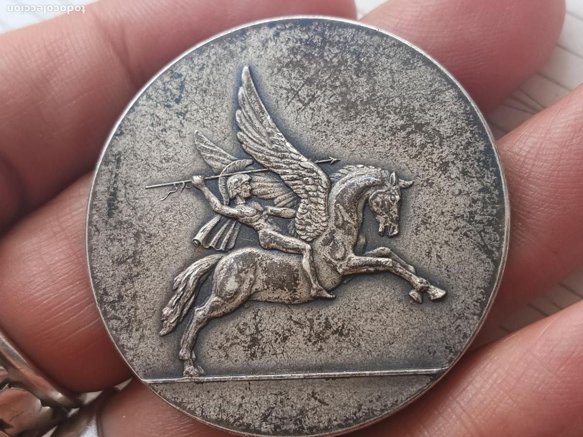 Sammelleidenschaft Sport: Medalla. Medall&oacute;n militar ingl&eacute;s de plata. The Army Air Corps Infantry Training Centre (ITC) 1947