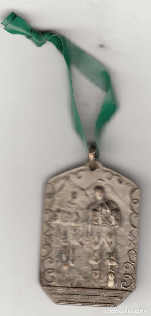 Coleccionismo deportivo: MEDALLA MONTA&Ntilde;A 1957