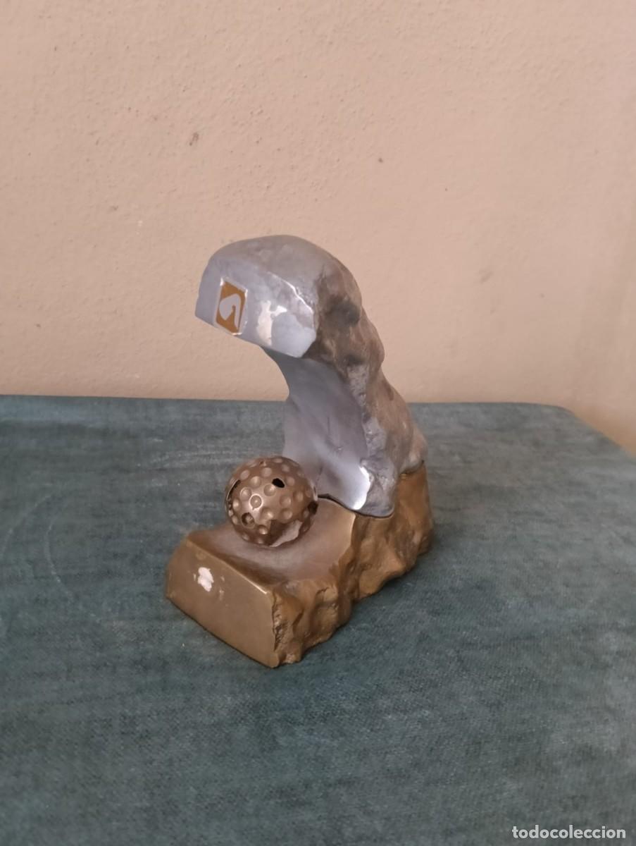 Sammelleidenschaft Sport: ESCULTURA / TROFEO DE GOLF &ldquo;BRUTALISTA &ldquo;