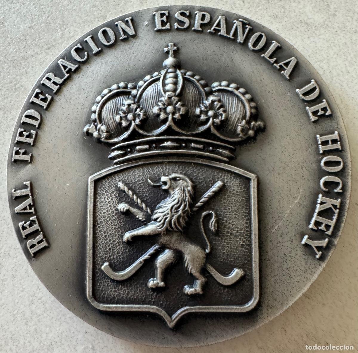 Collezionismo sportivo: MEDALLA - REAL FEDERACI&Oacute;N ESPA&Ntilde;OLA DE HOCKEY - 50 ANIVERSARIO - 1923 - 1973