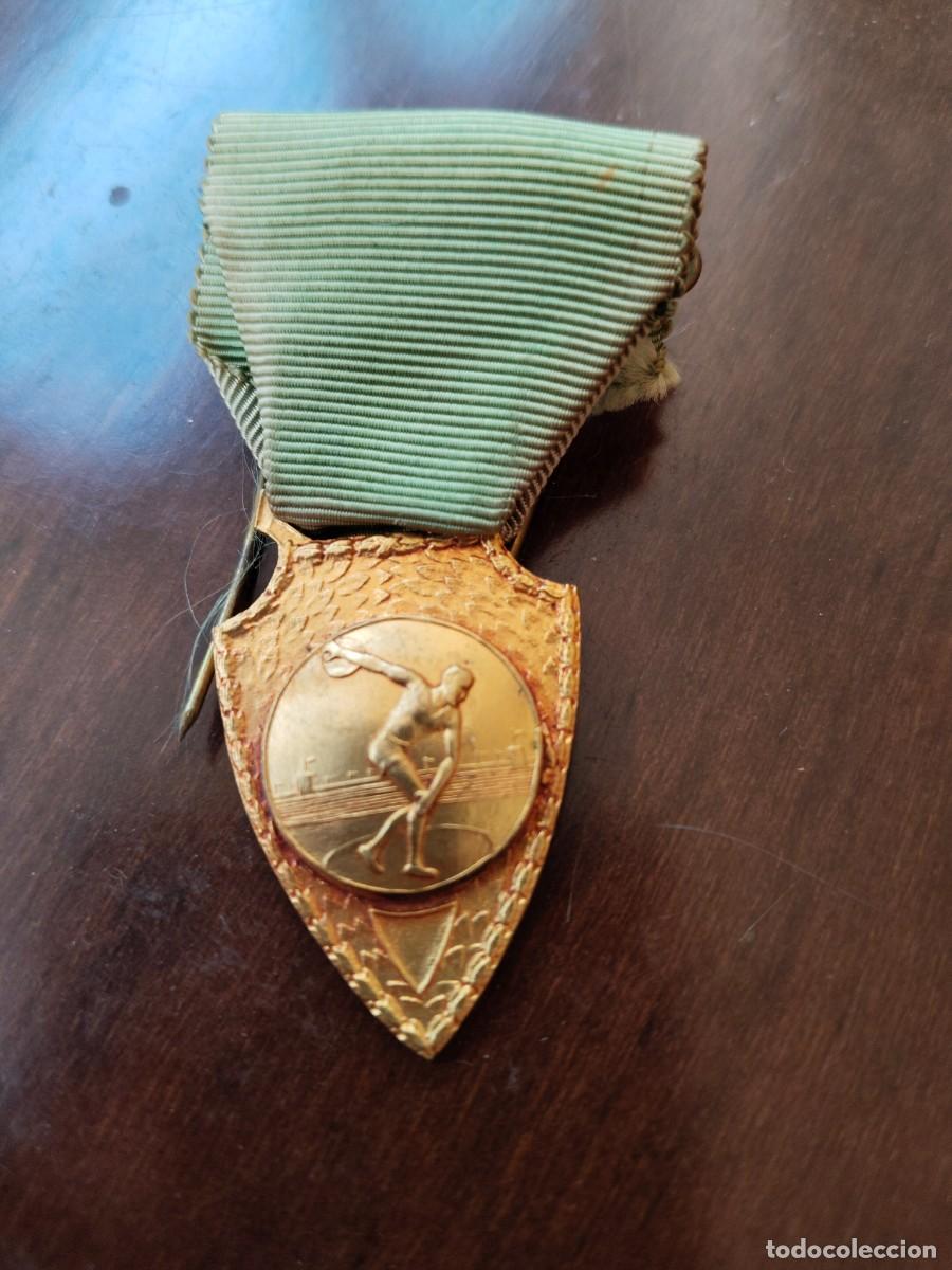 Sports collectibles: Portugal. Medalla Lanzamiento de Disco. A&ntilde;o 1970.