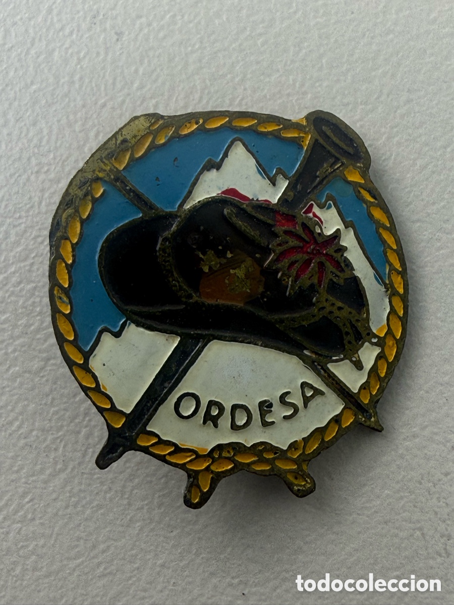 Coleccionismo deportivo: Insignia broche parque nacional de Ordesa.