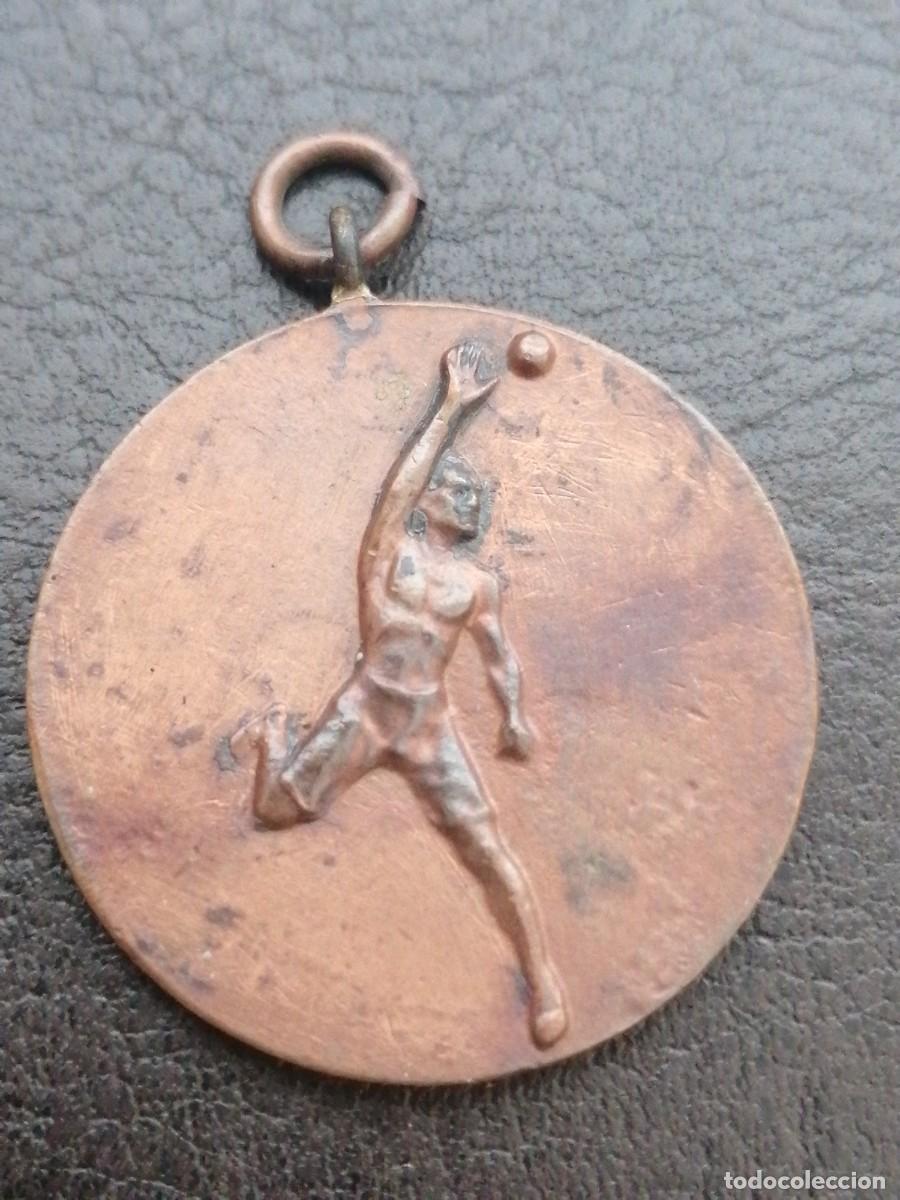 Collectionnisme sportif: Medalla antigua deportiva voleibol balonmano juego de pelota
