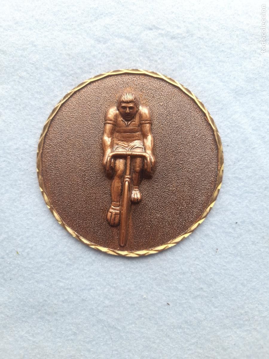 Colecionismo desportivo: Medalla Campe&oacute;n Ciclismo. Gran di&aacute;metro.