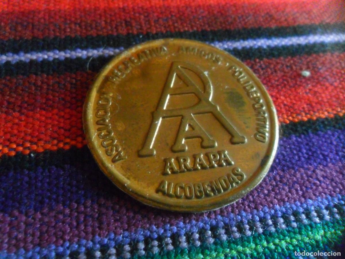 Sports collectibles: MONEDA ASOCIACI&Oacute;N RECREATIVA AMIGOS POLIDEPORTIVO ALCOBENDAS ARAPA. COLECCIONISMO DEPORTIVO. RARA