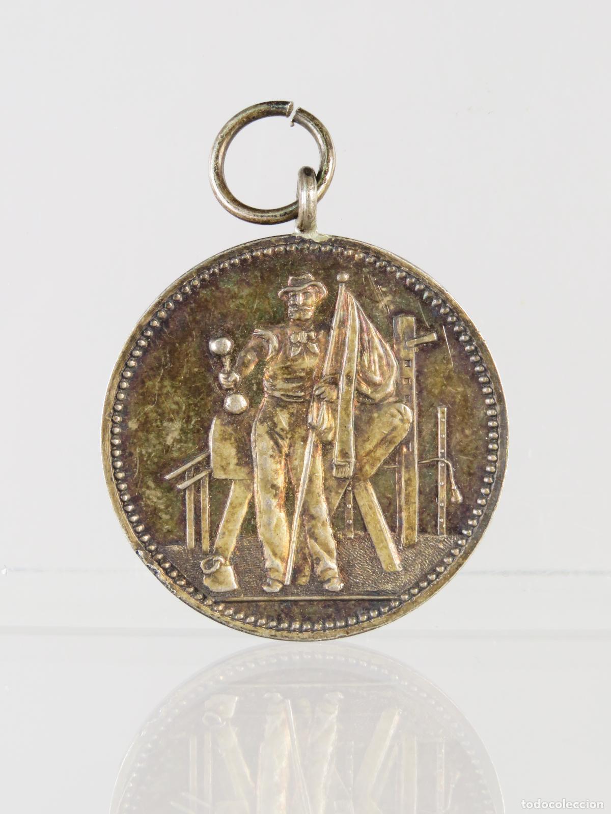 Coleccionismo deportivo: Medalla Gimnasio de Vigo 1892 metal S XIX