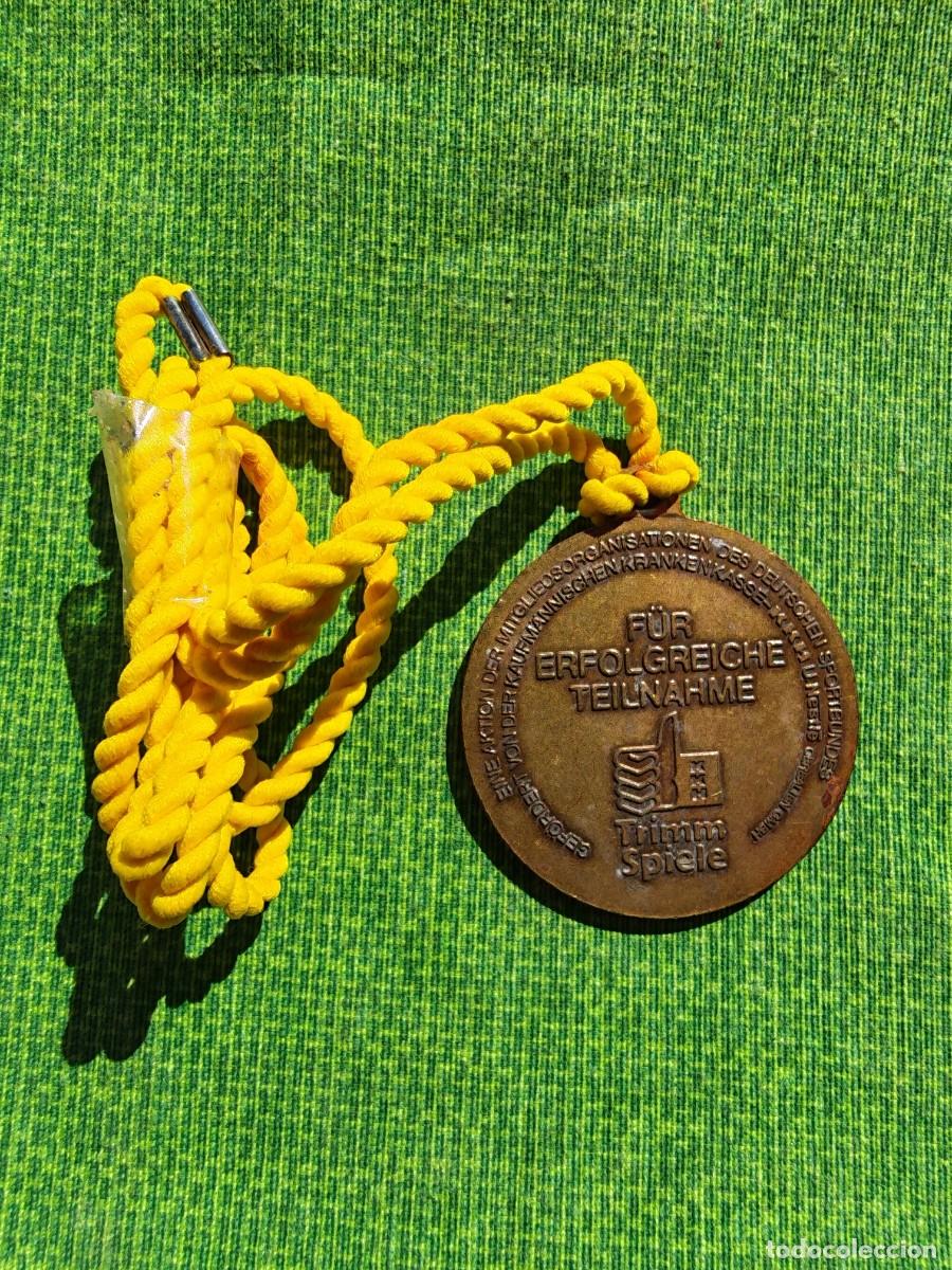 Collezionismo sportivo: Medalla de bronce antigua u otro tipo de insignia deportiva o conmemorativa alemana