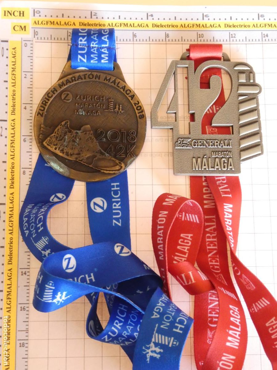Collectionnisme sportif: 2 MEDALLAS DE ATLETISMO. MARAT&Oacute;N M&Aacute;LAGA 2018. 160GR