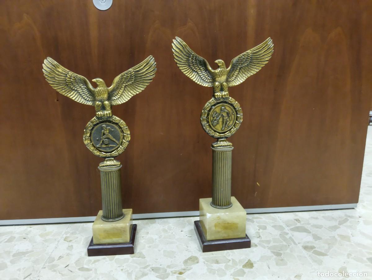 Coleccionismo deportivo: 2 BONITOS TROFEOS EN BRONCE NOBLE PATINADO AGUILA IMPERIAL - TENIS - CEBRIAN VALENCIA A&Ntilde;OS 80