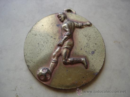 Colecionismo desportivo: EE. PIAS SAN FERNANDO - MADRID - TROFEO PP. FAMILIA - 1971