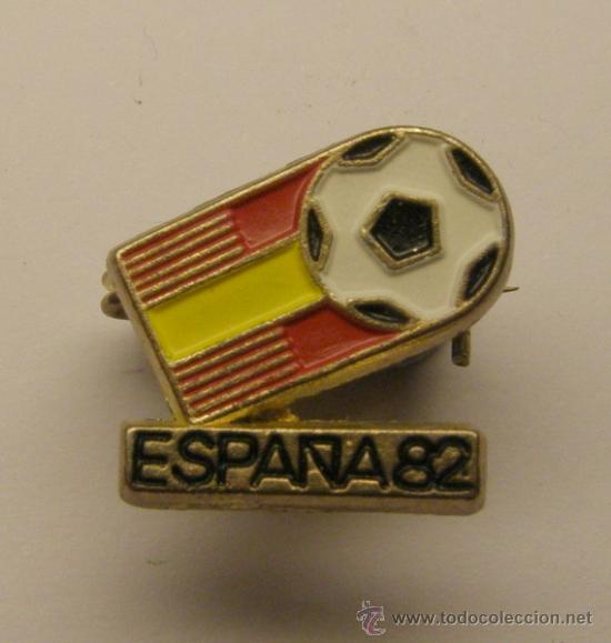 Coleccionismo deportivo: Insignia mundial de futbol de 1982