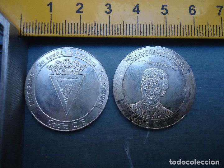 Sammelleidenschaft Sport: moneda 2004 ascenso plata conmemorativa escudo cadiz club de futbol y entrenador victor esparrago