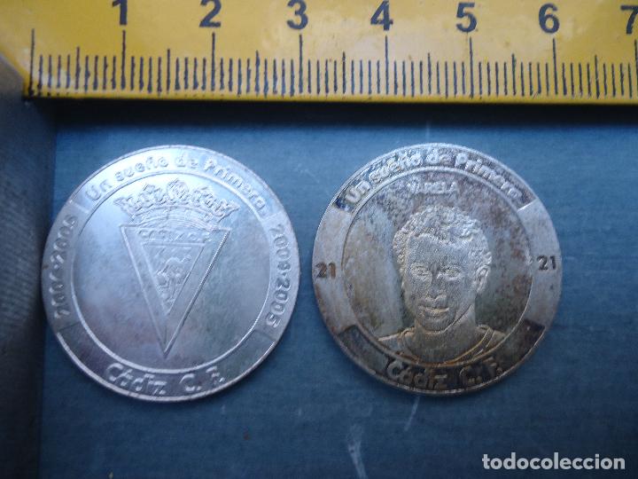 Sammelleidenschaft Sport: moneda 2004 ascenso plata conmemorativa escudo cadiz club de futbol y jugador varela