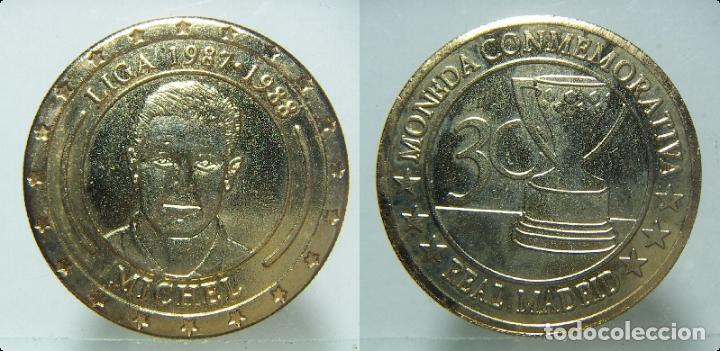 Coleccionismo deportivo: MONEDA DEL REAL MADRID LIGA 1987 1988. MICHEL 30 LIGAS 30 MONEDAS. MARCA.