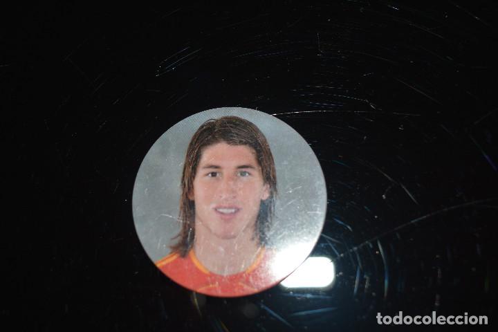 Coleccionismo deportivo: MEDALLA SUPERMERCADO PLUS.SELECCION ESPA&Ntilde;OLA MUNDIAL 2006.SERGIO RAMOS (REAL MADRID)