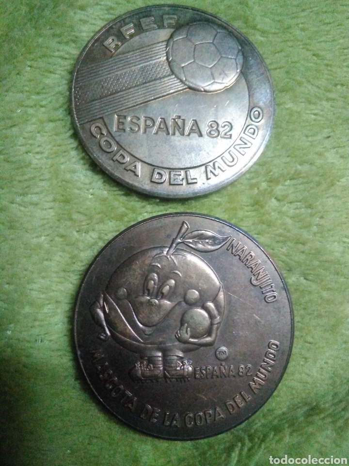 Coleccionismo deportivo: Lote de 2 medallas medalla moneda Mundial Futbol Espa&ntilde;a 1982
