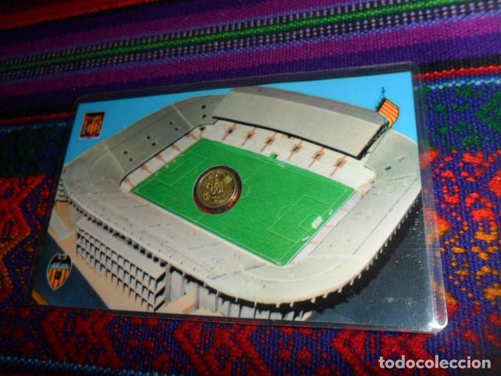 Coleccionismo deportivo: ESPA&Ntilde;A 82 MUNDIAL DE F&Uacute;TBOL 1982 MONEDA VALENCIA C.F. ESTADIO LUIS CASANOVA. BUEN ESTADO.