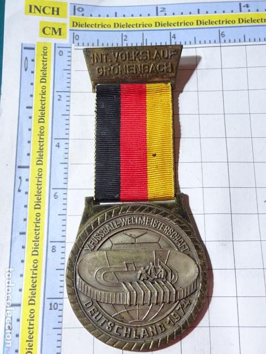 Collectionnisme sportif: MEDALLA DEPORTES. ALEMANIA A&Ntilde;O 1974. MUNDIAL DE F&Uacute;TBOL COPA DEL MUNDO. ESTADIO. MARCHA INTERNACIONAL