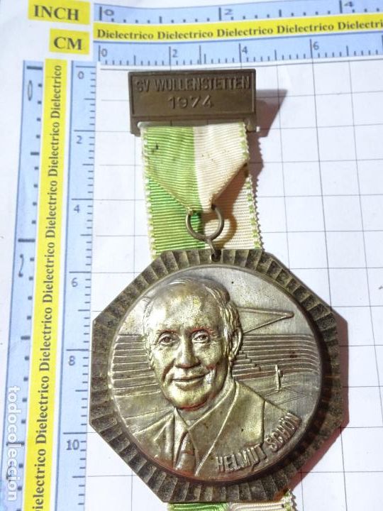 Sports collectibles: MEDALLA DEPORTES . ALEMANIA A&Ntilde;O 1974. ENTRENADOR F&Uacute;TBOL SELECCI&Oacute;N ALEMANIA OCCIDENTAL HELMUT SCH&Ouml;N