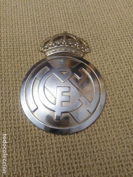 escudo real madrid 5,5 x 4 cm. - Compra venta en todocoleccion