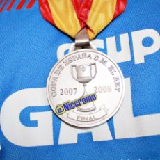 Coleccionismo deportivo: MEDALLA ORIGINAL FINAL COPA DEL REY 2007 2008 VALENCIA CF 3-1 GETAFE CF VER FOTOS FEDERACION FUTBOL. Lote 363538100
