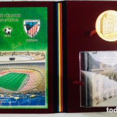 Coleccionismo deportivo: FINAL 2012, ATLÉTICO MADRID Y ATLÉTICO BILBAO. ESTUCHE DE LUJO, CON MEDALLA Y DVD. REF:MO.15. Lote 365782961