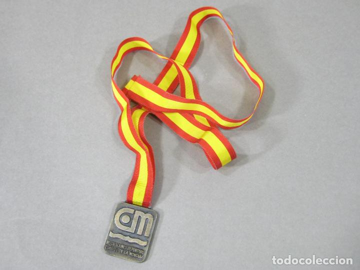 Coleccionismo deportivo: MEDALLA DE LA DELEGACI&Oacute;N NACIONAL DE E.F. Y DEPORTES. INSTALACIONES DEPORTIVAS CUARTEL DE LA MONTA&Ntilde;A