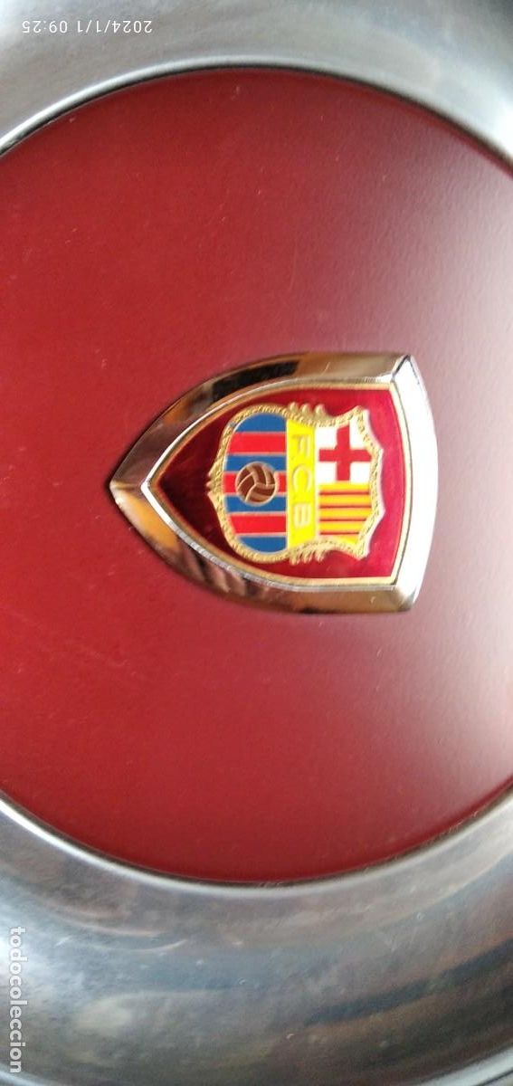 Coleccionismo deportivo: PLATO DE METAL PULIDO,CAMPEONATO MUNDIAL DE FUTBOL ESPA&Ntilde;A 1982 CON ESCUDO DEL BAR&Ccedil;A