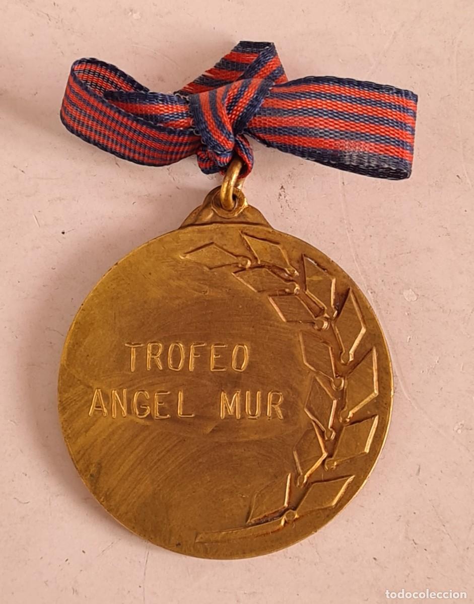 Coleccionismo deportivo: Medalla Trofeo Angel Mur 1975 - Masajista Fisioterapeuta FC Barcelona - F&uacute;tbol Bar&ccedil;a Cul&eacute; Blaugrana