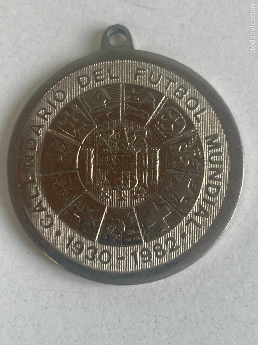 Coleccionismo deportivo: Calendario del futbol mundial 1930 - 1982