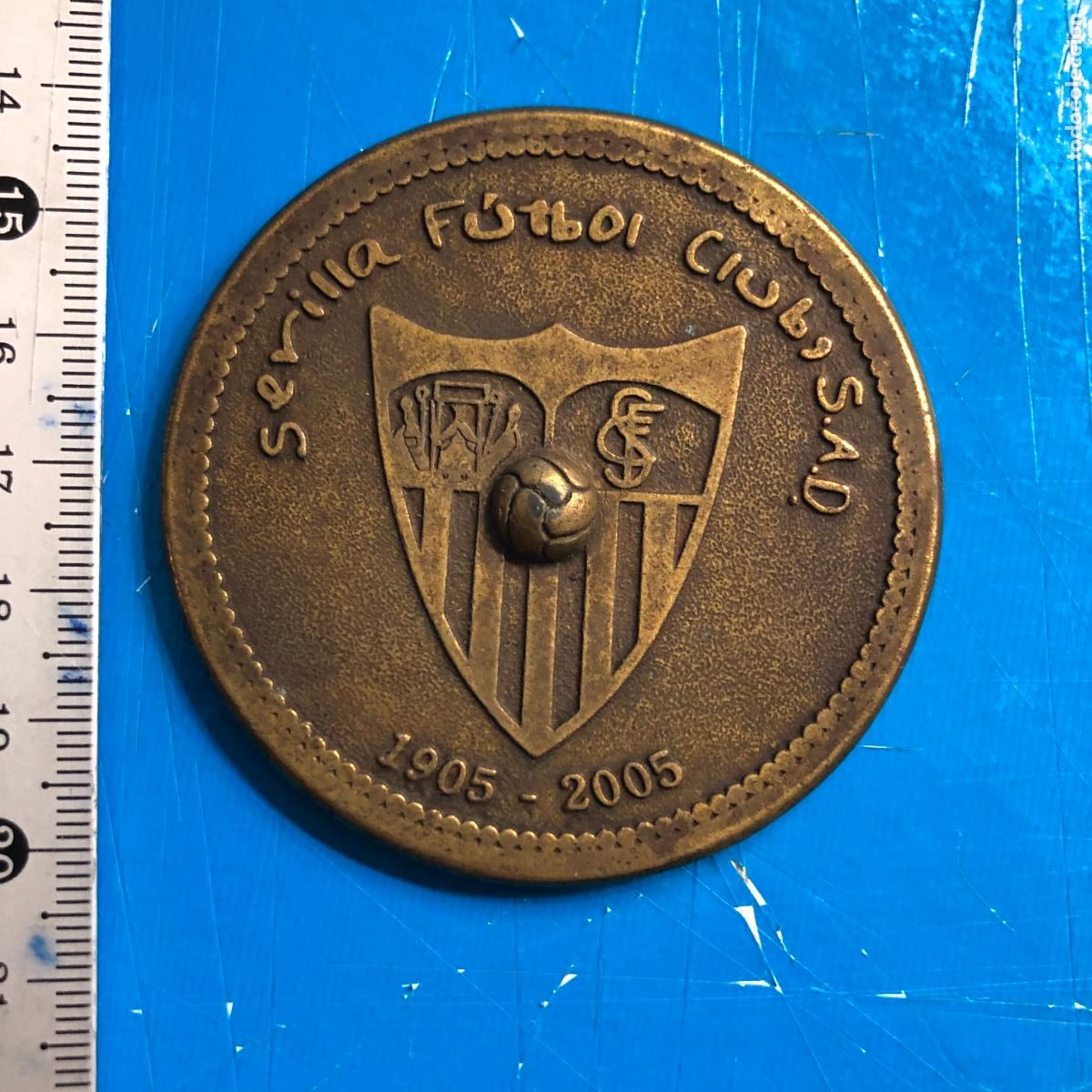Coleccionismo deportivo: MEDALLA CONMEMORATIVA CENTENARIO SEVILLA F.C.