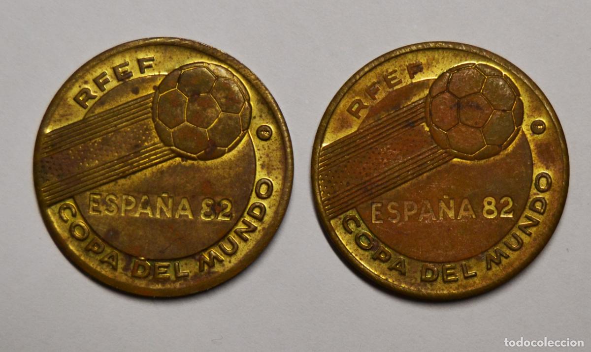 Coleccionismo deportivo: MEDALLAS COPA DEL MUNDO ESPA&Ntilde;A 82 - ITALIA y ARGENTINA - LOTE. 0343