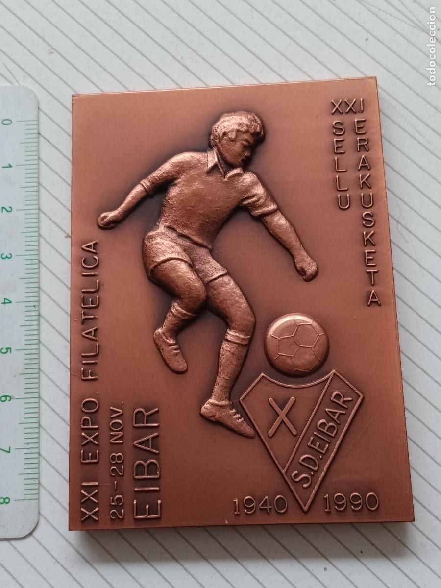 Coleccionismo deportivo: MEDALLA XXI EXPOSICION FILATELICA DE EIBAR. 1940-1990. 50 A&Ntilde;OS S D SOCIEDAD DEPORTIVA
