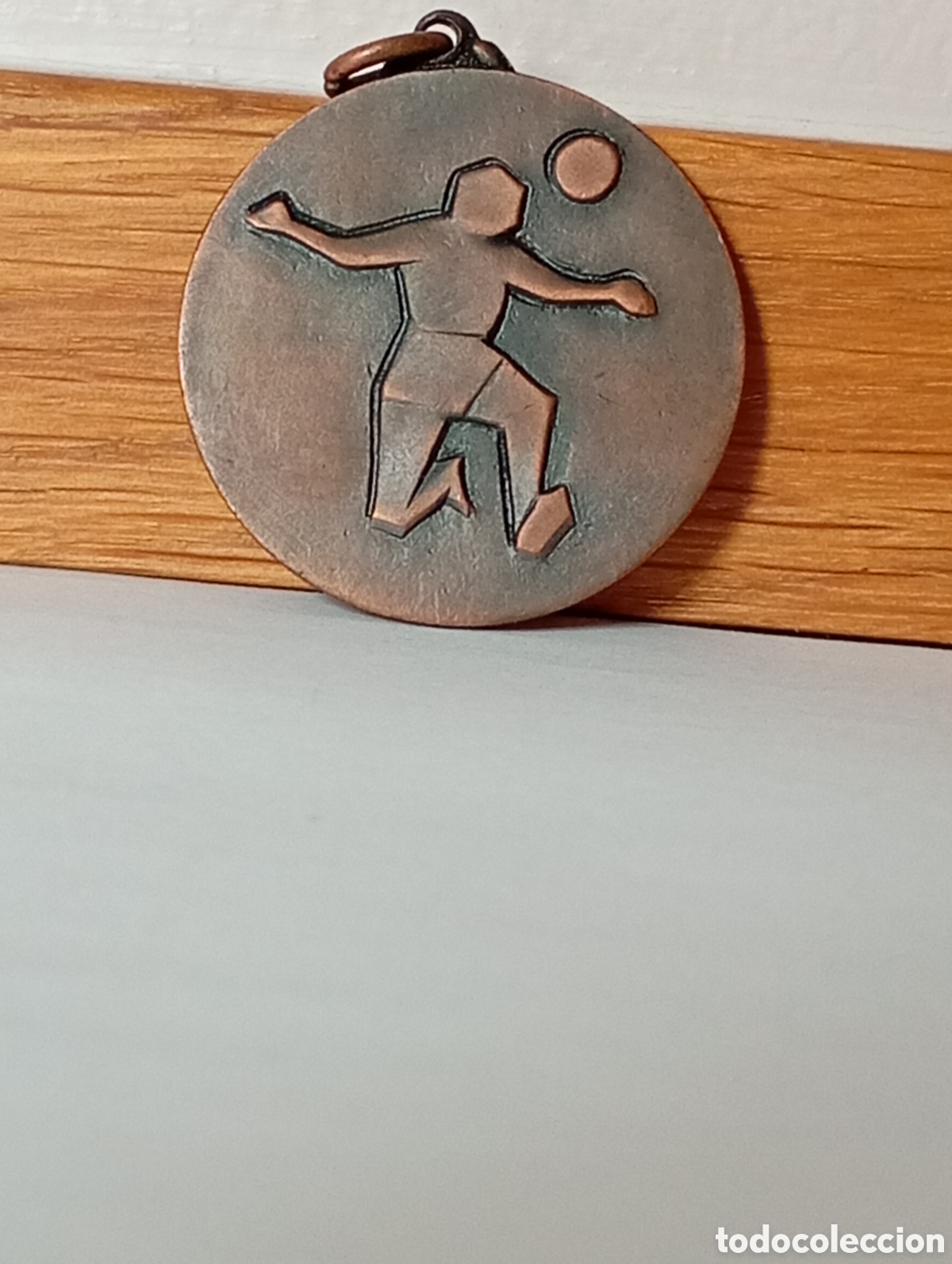 Collectionnisme sportif: Medalla dedicada a KOCSIS.