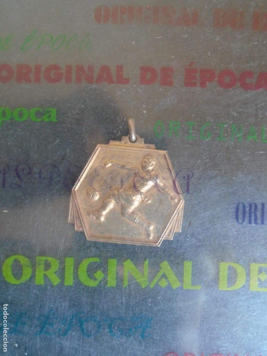 Sports collectibles: (F-260600)MEDALLA PLATA GONZALVO III,COPA DE ORO ARGENTINA,PARTIDO F.C.BARCELONA,5-ATHLETIC BILBAO,4