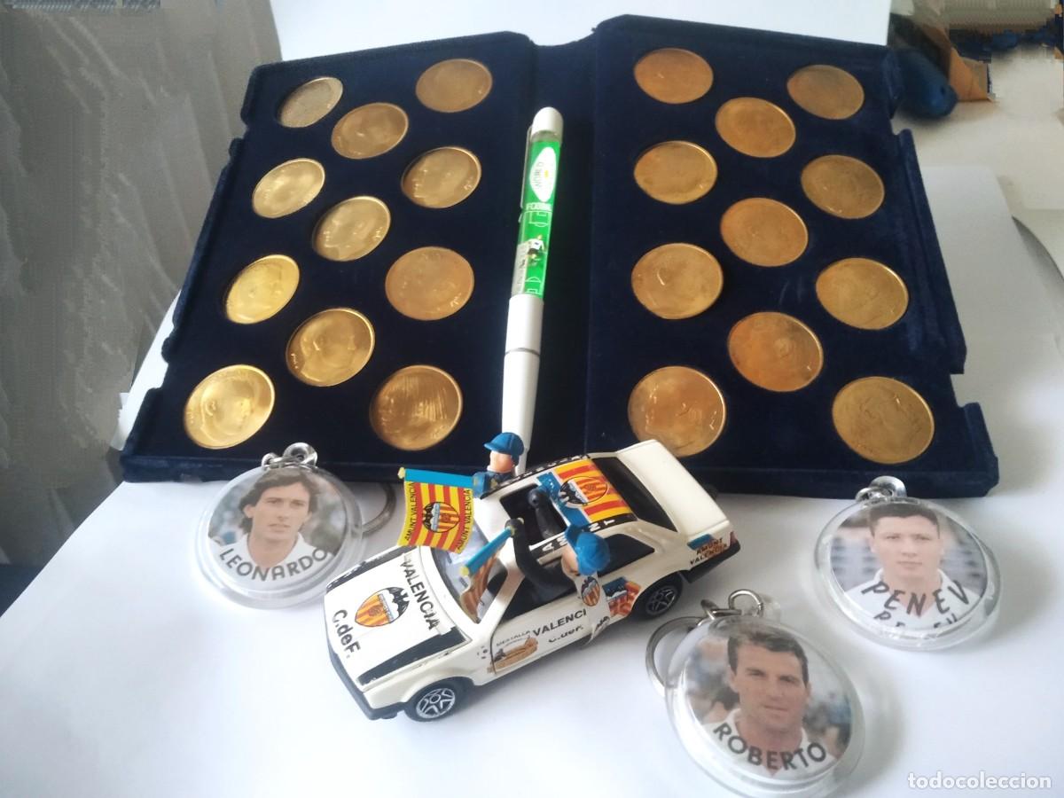 Collectionnisme sportif: Recuerdos vintage Valencia C. F.