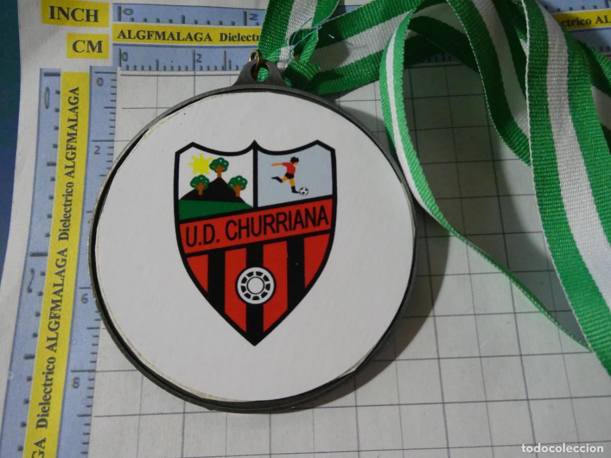 Coleccionismo deportivo: MEDALLA MEDALL&Oacute;N DE DEPORTES. F&Uacute;TBOL MALAGUE&Ntilde;O MODESTO. UD CHURRIANA M&Aacute;LAGA 80GR