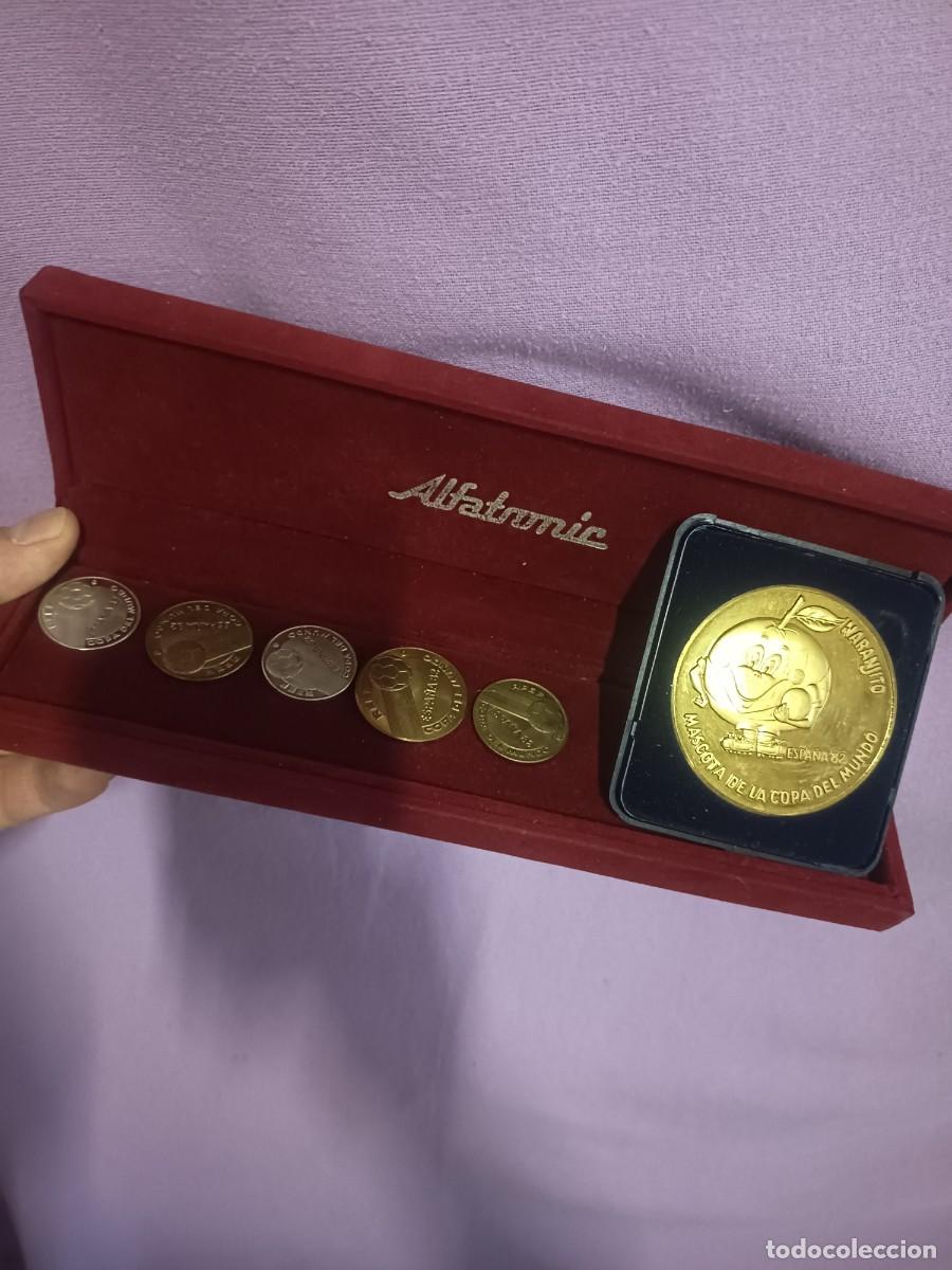 Sammelleidenschaft Sport: COLECCION DE MONEDAS DE NARANJITO EN ESTUCHE