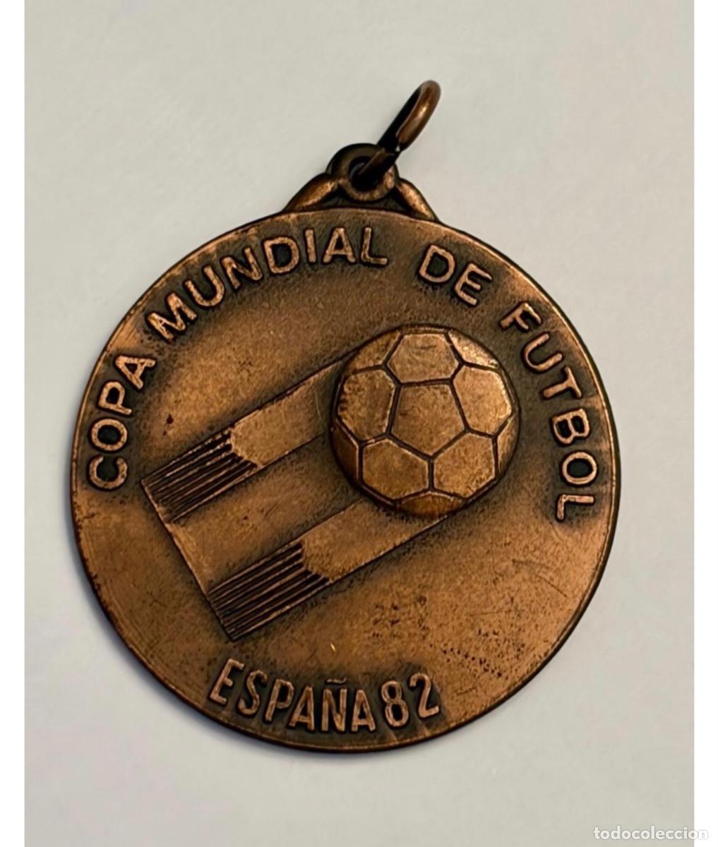 Sammelleidenschaft Sport: Medalla Copa del Mundo F&uacute;tbol Espa&ntilde;a 82 Participante Ceremonia Inaugural Estadi Camp Nou 1982