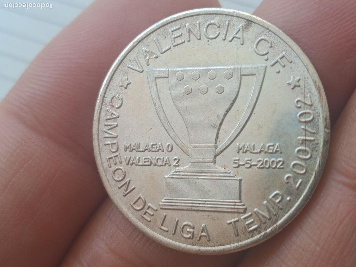Coleccionismo deportivo: MEDALLA VALENCIA CLUB FUTBOL CAMPEON LIGA 2001 2002