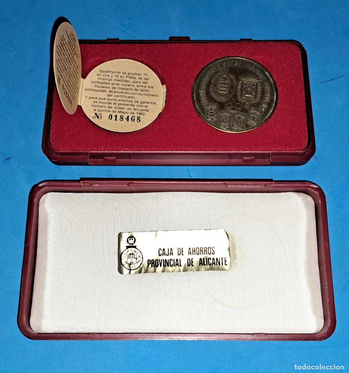 Coleccionismo deportivo: MUNDIAL ESPA&Ntilde;A 82 - MEDALLA CONMEMORATIVA - SERIE NUMERADA - CAJA DE AHORROS PROVINCIAL DE ALICANTE