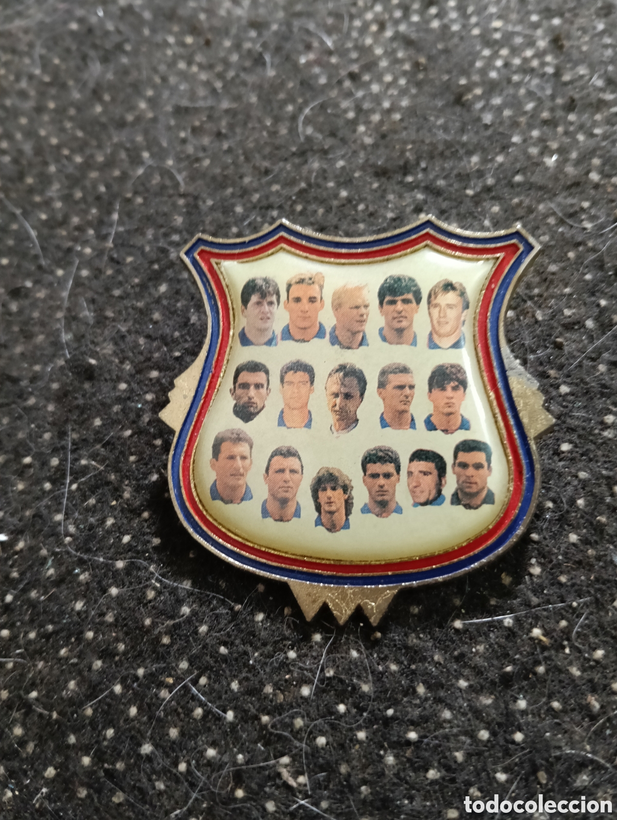 Coleccionismo deportivo: PIN BAR&Ccedil;A Futbol Club Barcelona 1994/ 95 Johan Cruyff. Mundo Deportivo, mide 4,5 x 4,5 cm